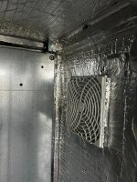 Energiespeicher-Schrank 1200x1200x400 Thermoisoliert Beheizt Belüftet Thermostatische Steuerung Pulverbeschichtet Schranksockel IP55 Batteriespeicher-Schrank Batterieschrank Photovoltaik